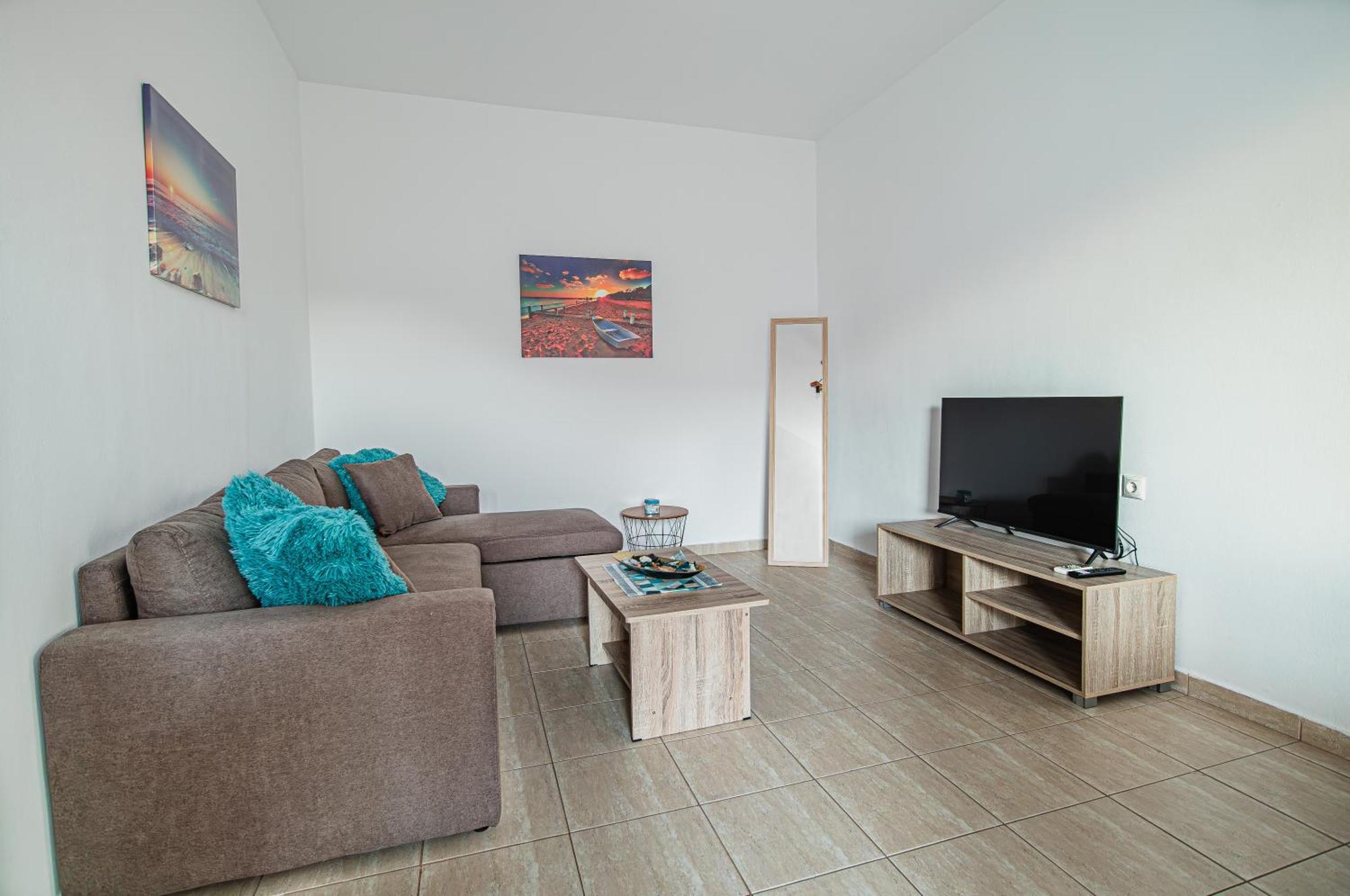 Basiliki'S Apartments アルハンゲロス エクステリア 写真